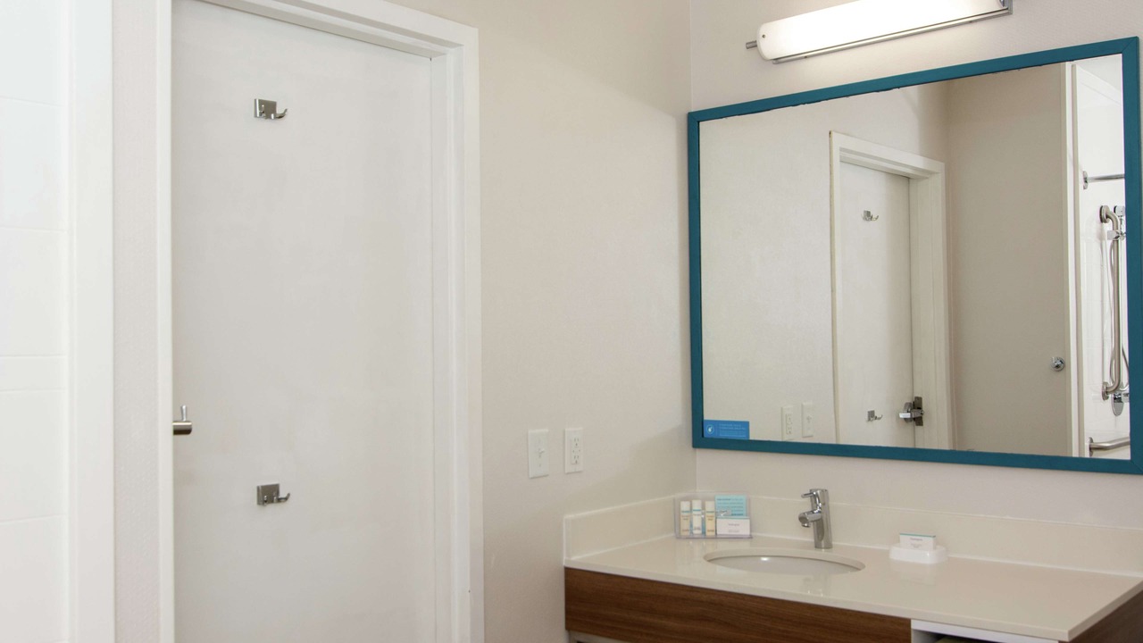Photo of Bathroom in Summersville