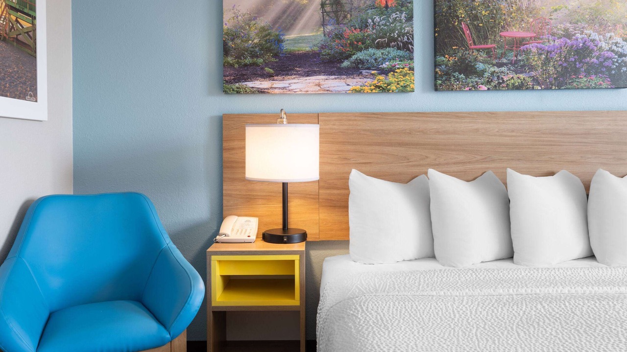 Photo of Bedroom in Neenah
