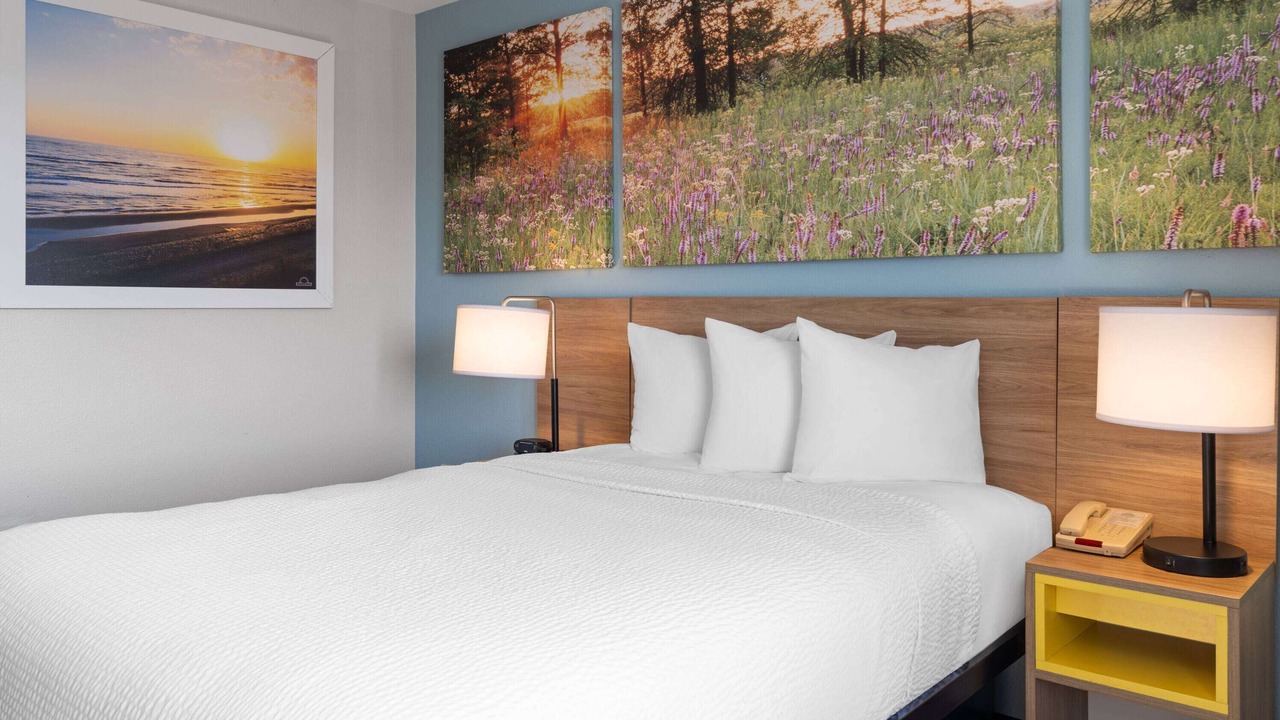 Photo of Bedroom in Neenah