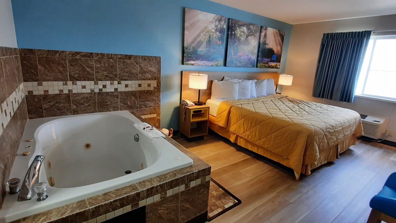 Photo of Bedroom in Neenah