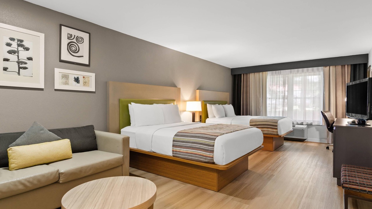 Photo of Bedroom in Hollins