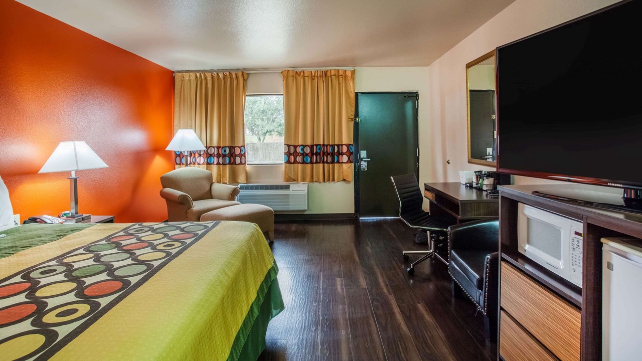 Photo of Bedroom in Giddings