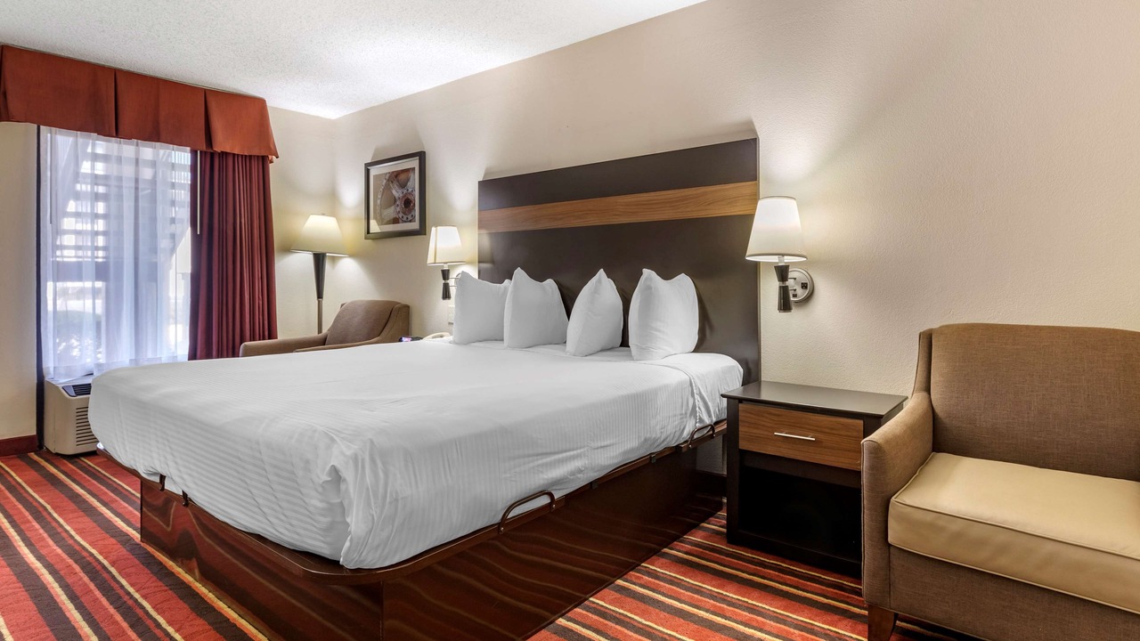 Photo of Bedroom in Lindale