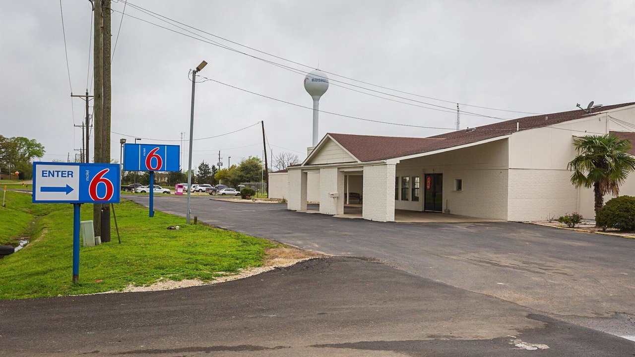 Photo of Outdoor in Madisonville