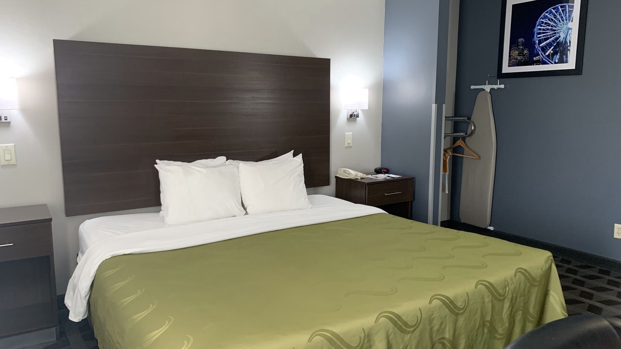 Photo of Bedroom in Hillsboro