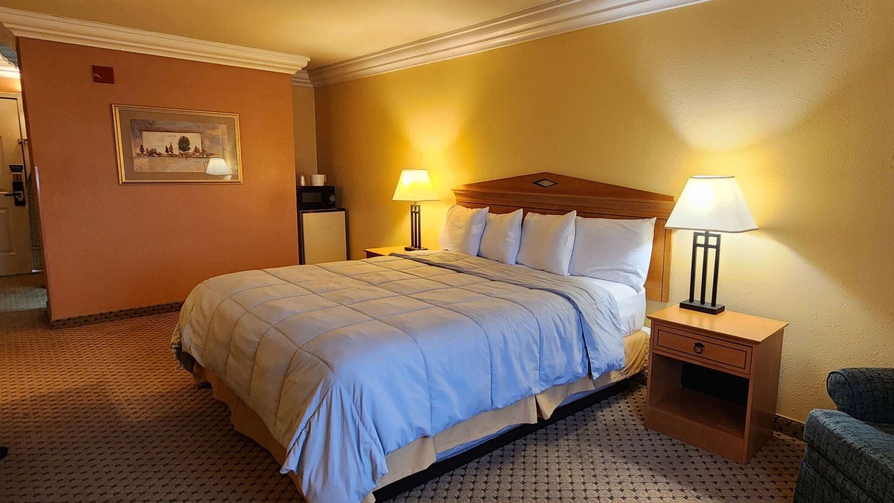 Photo of Bedroom in Temple