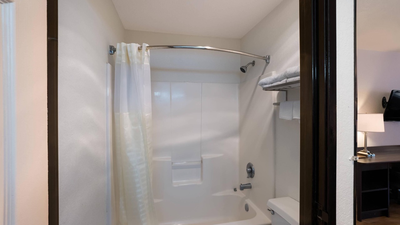 Photo of Bedroom in Junction