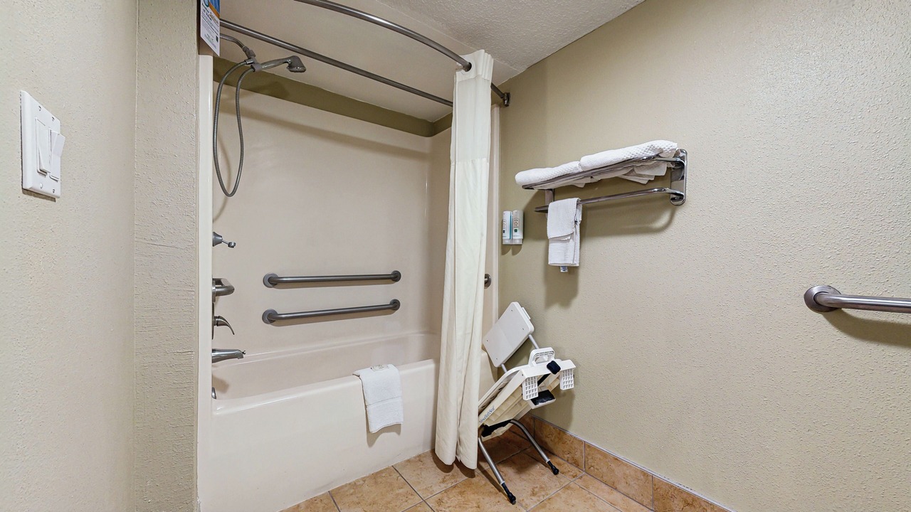 Photo of Bathroom in Van Horn
