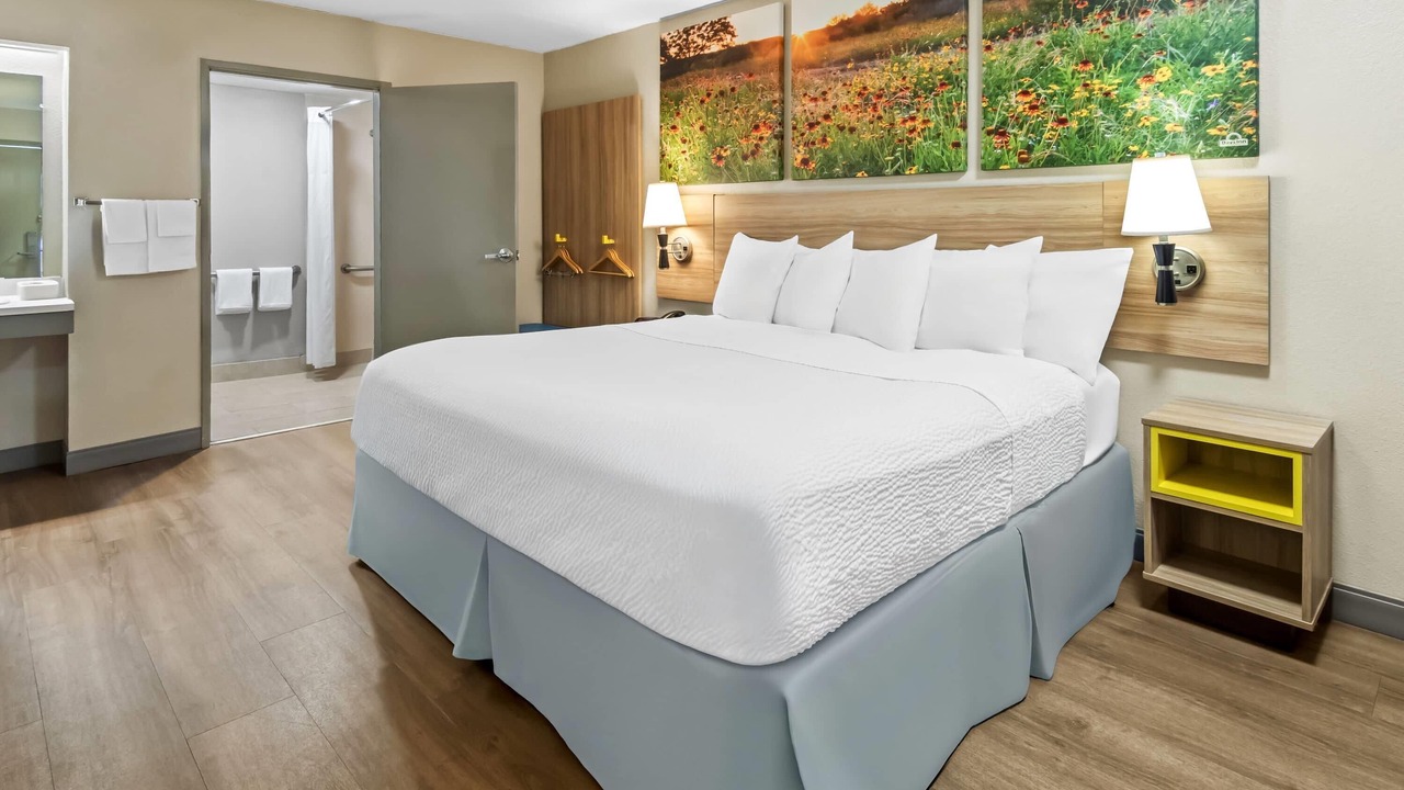 Photo of Bedroom in DeSoto