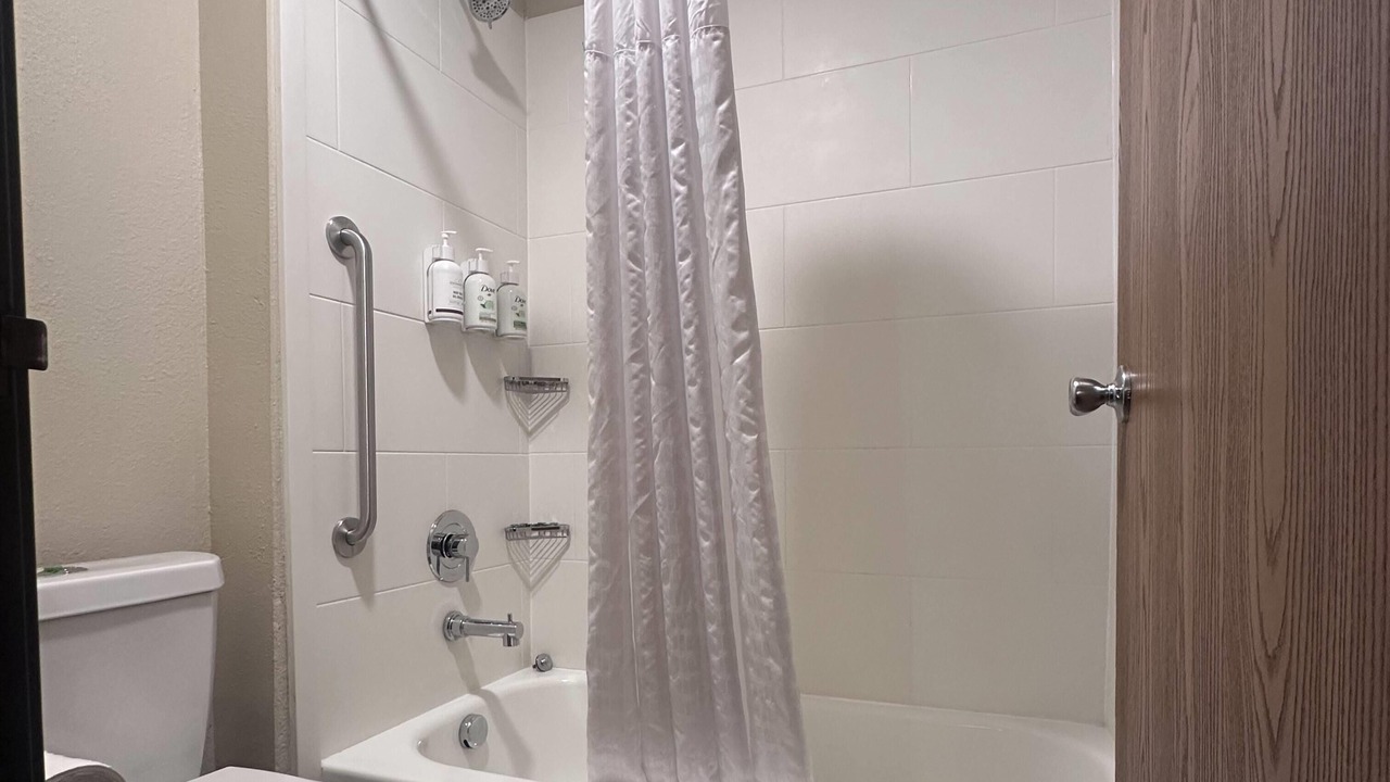 Photo of Bathroom in Willock