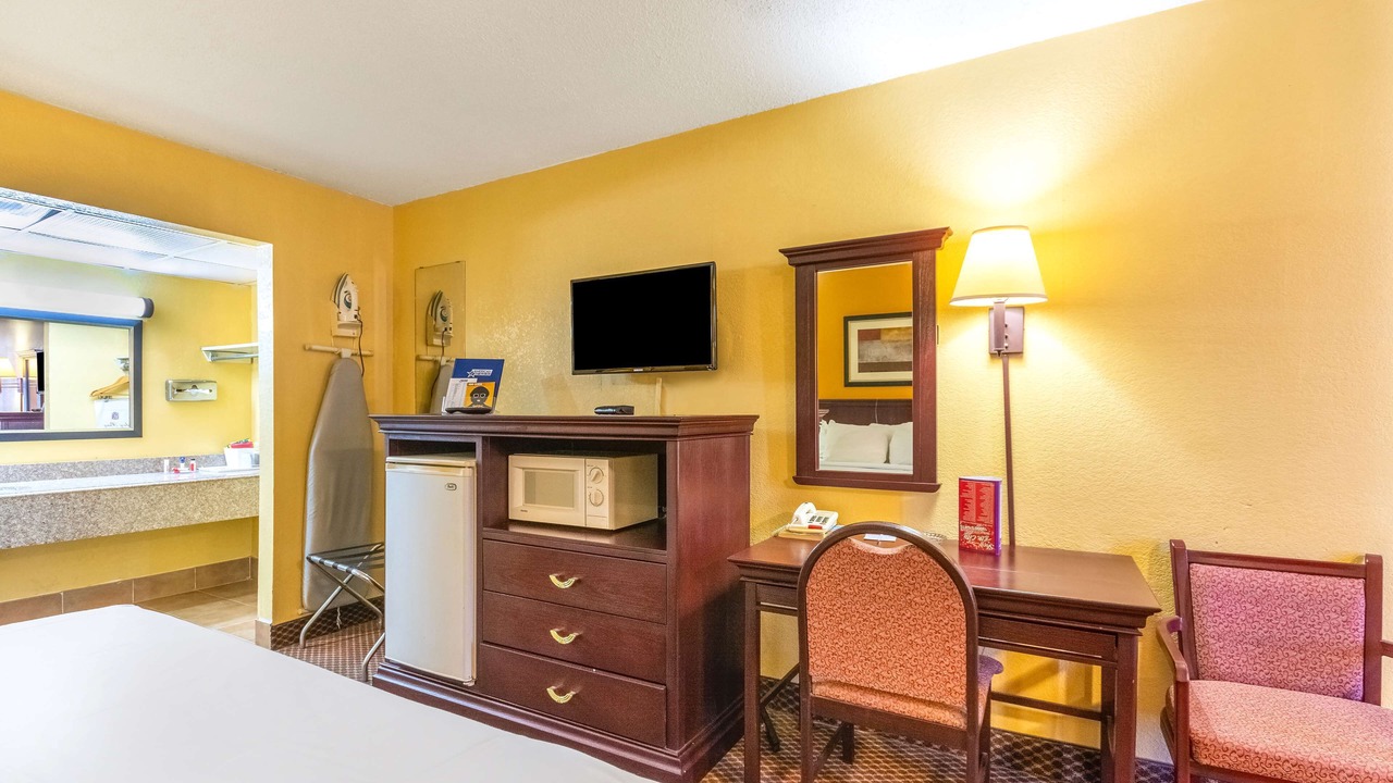 Photo of Bedroom in Elk City