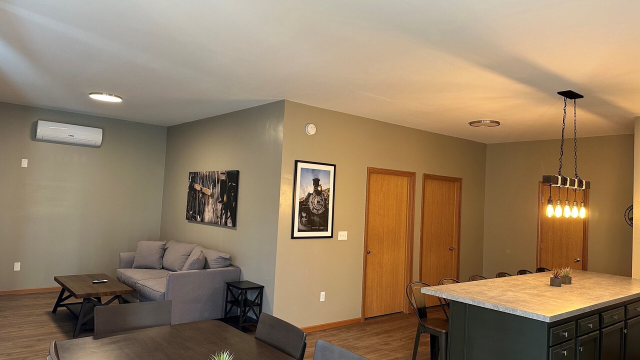 Photo of Others in Hill City