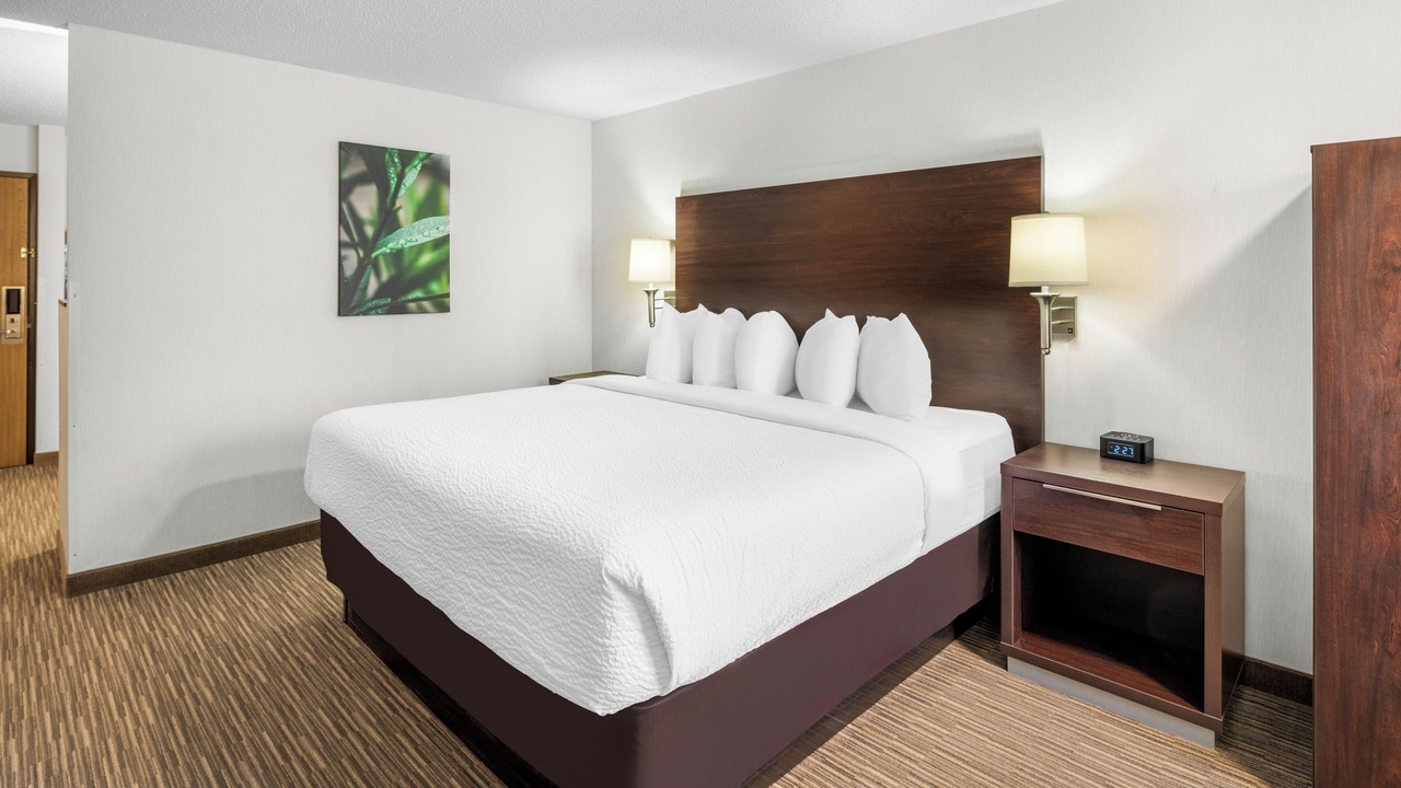 Photo of Bedroom in Hill City