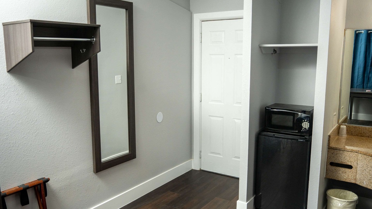 Photo of Others in Chinchilla