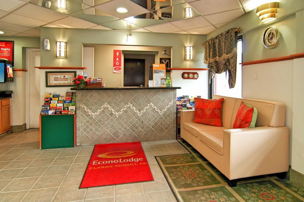 Photo of Others in Chinchilla