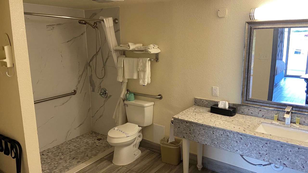 Photo of Bathroom in Okmulgee