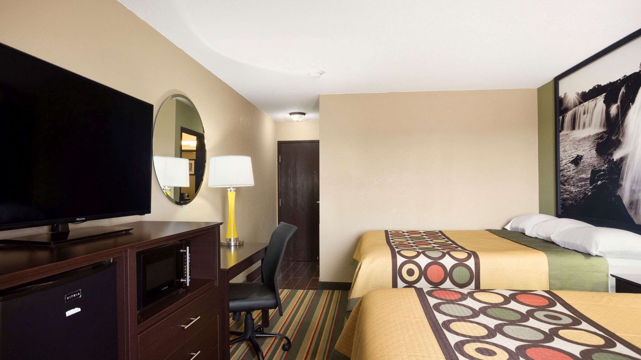 Photo of Bedroom in Joplin