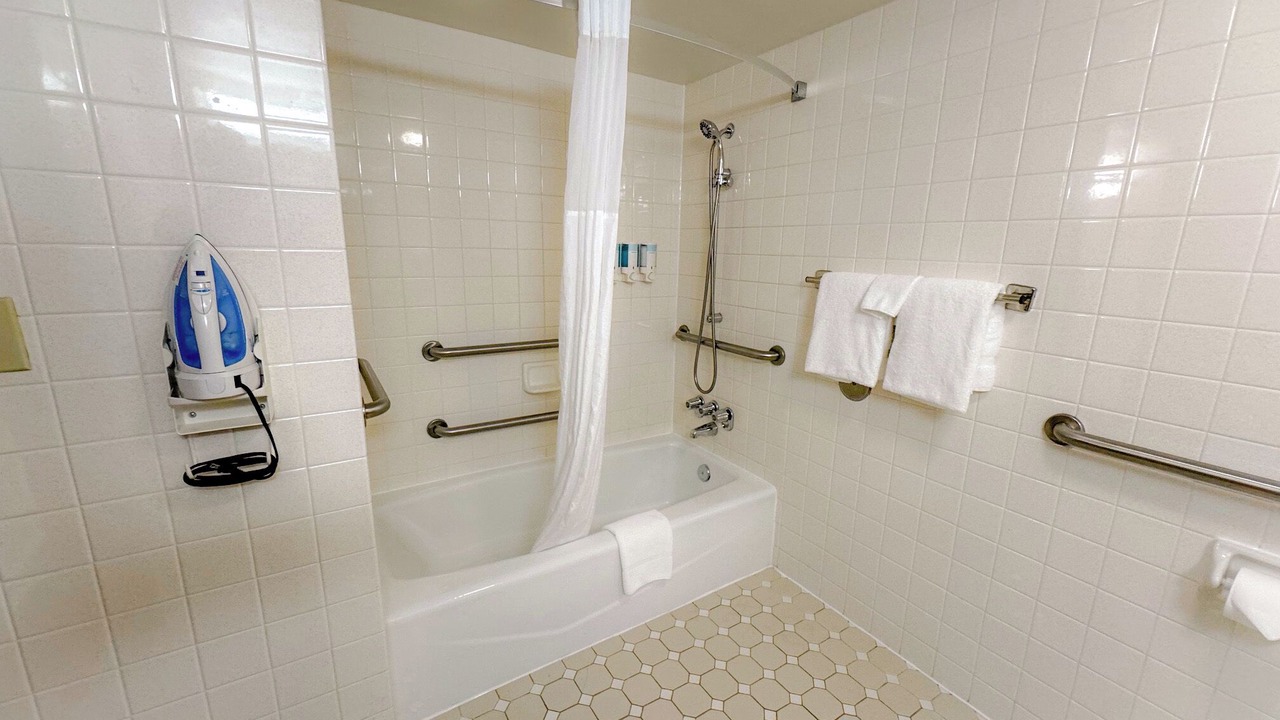 Photo of Bathroom in Fenton