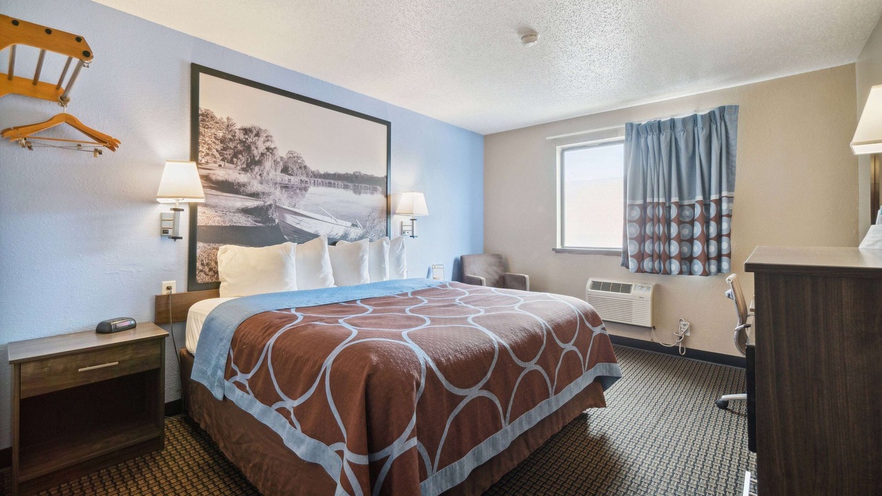 Photo of Bedroom in Pleasant Prairie