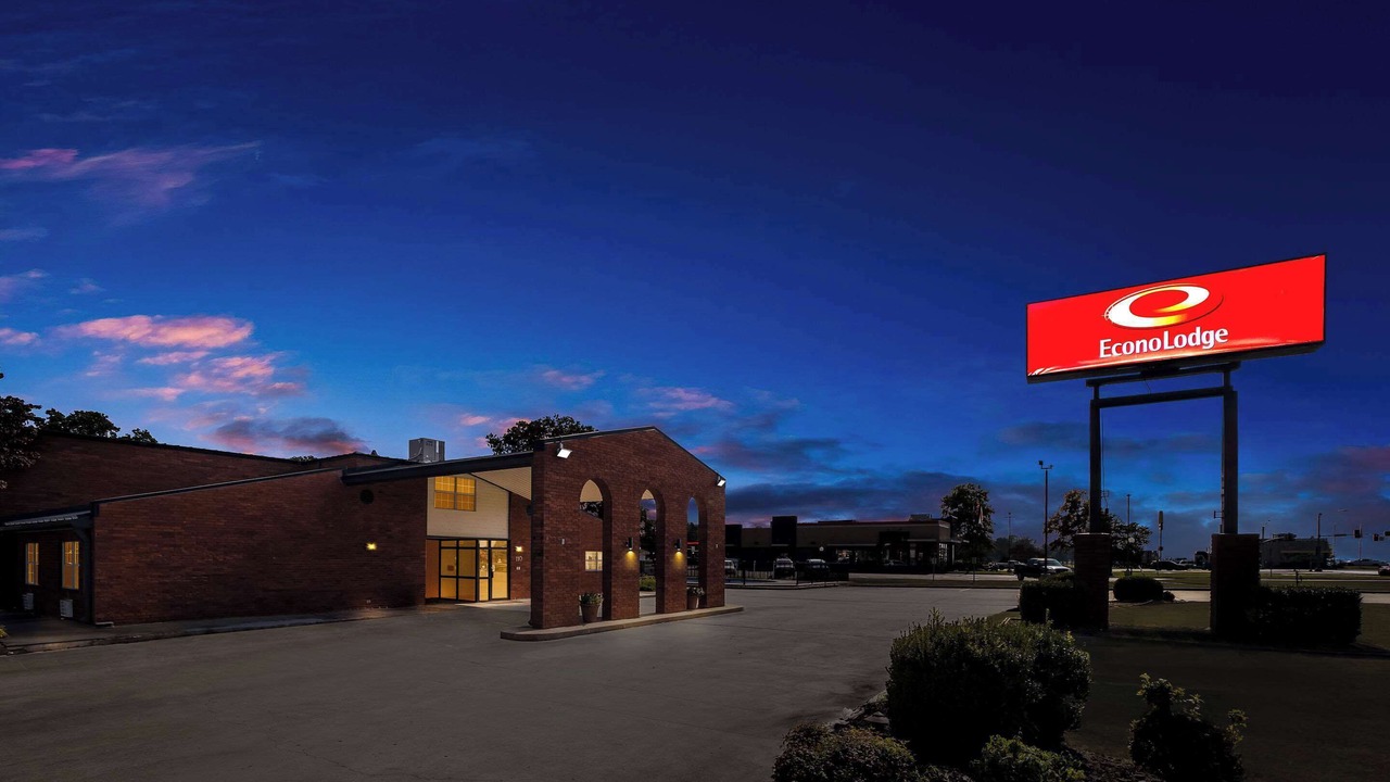 Photo of Outdoor in Kennett