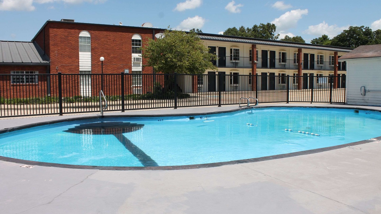 Photo of Outdoor in Kennett