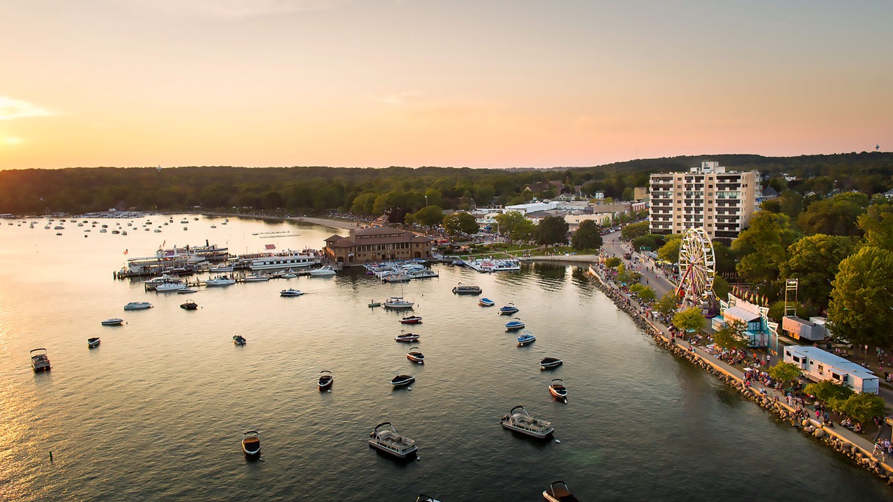 Photo of Others in Fontana-on-Geneva Lake