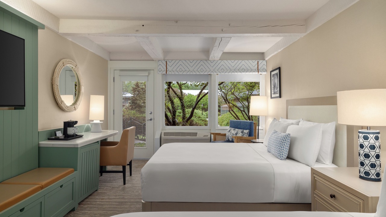 Photo of Bedroom in Fontana-on-Geneva Lake