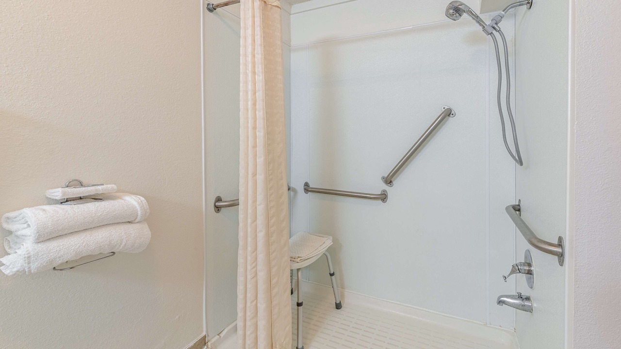 Photo of Others in Mansfield