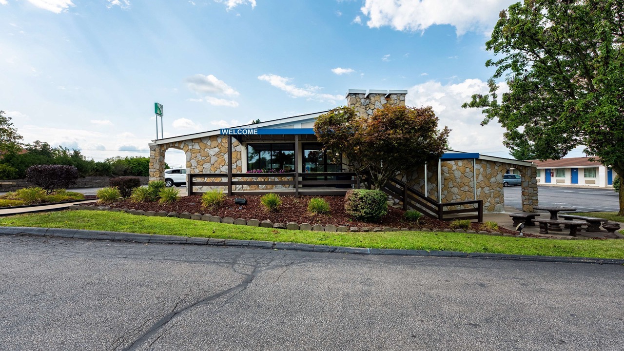 Photo of Outdoor in Mansfield