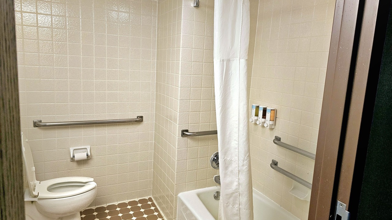 Photo of Bathroom in Rolla