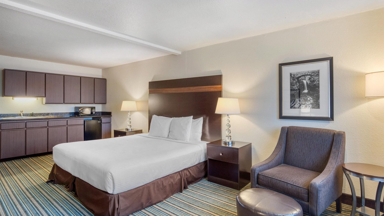 Photo of Bedroom in Lynnwood