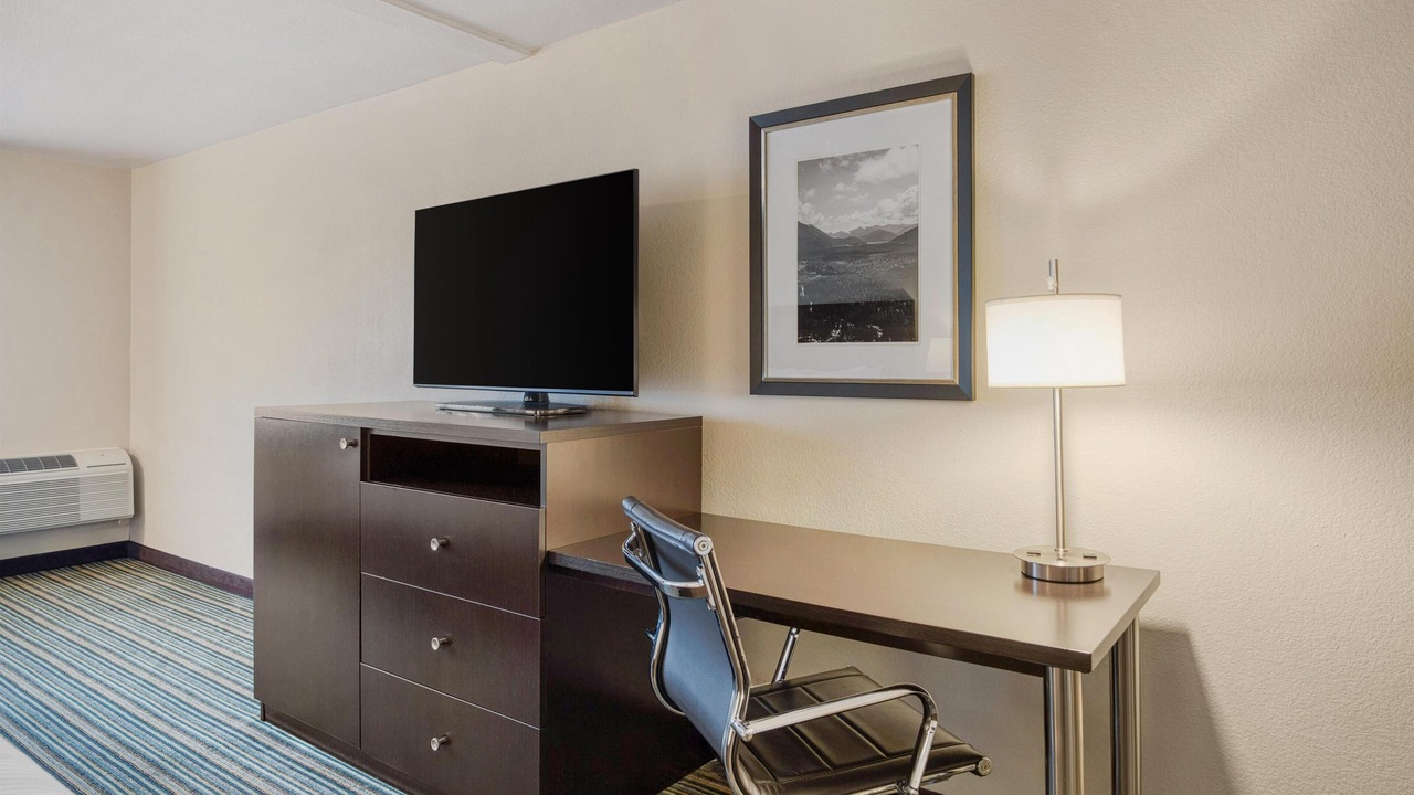 Photo of Bedroom in Lynnwood