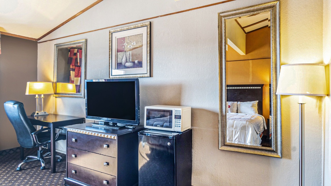 Photo of Bedroom in Dodge City