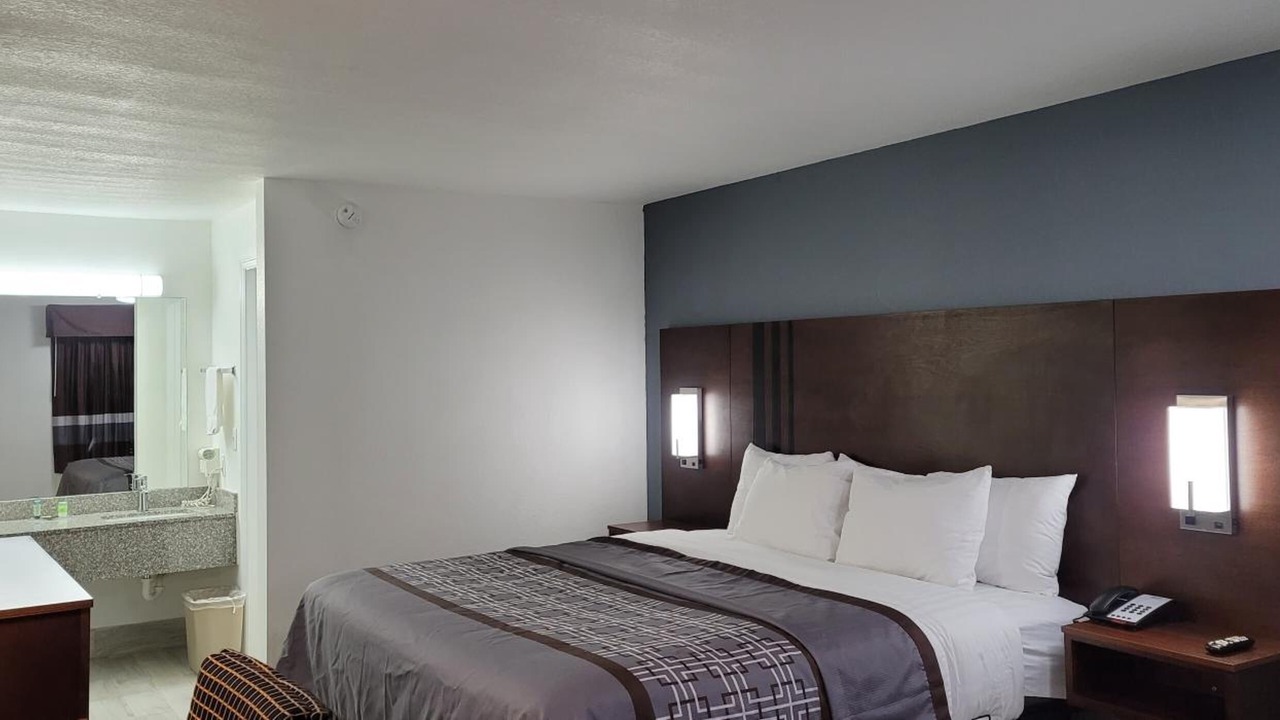 Photo of Others in Boaz