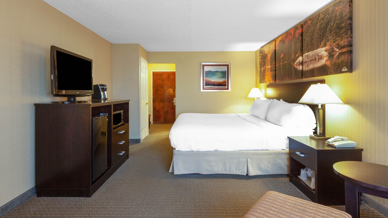 Photo of Bedroom in Plattsburgh