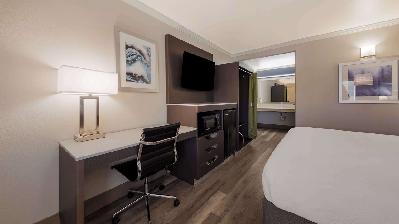 Photo of Bedroom in Lemoore