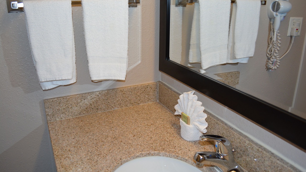 Photo of Bathroom in Salinas