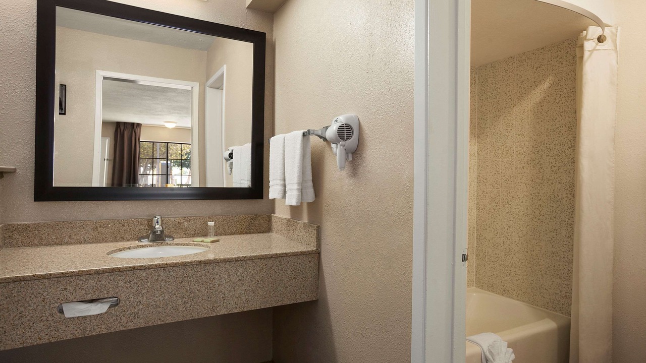 Photo of Bathroom in Salinas