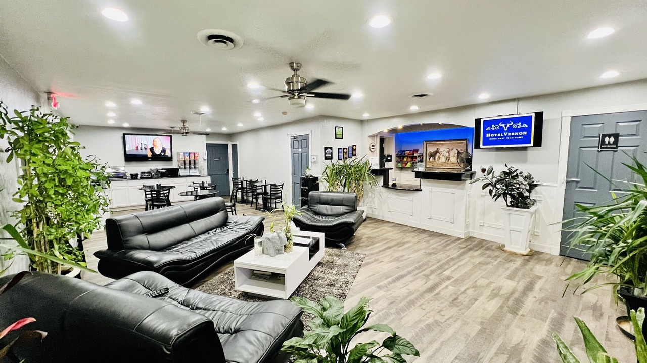 Photo of Livingroom in Vernon