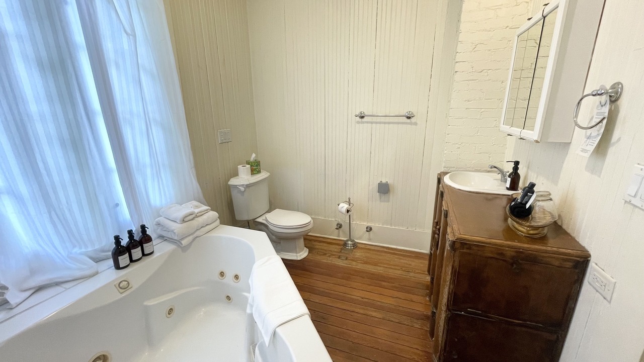 Photo of Bathroom in Heritage