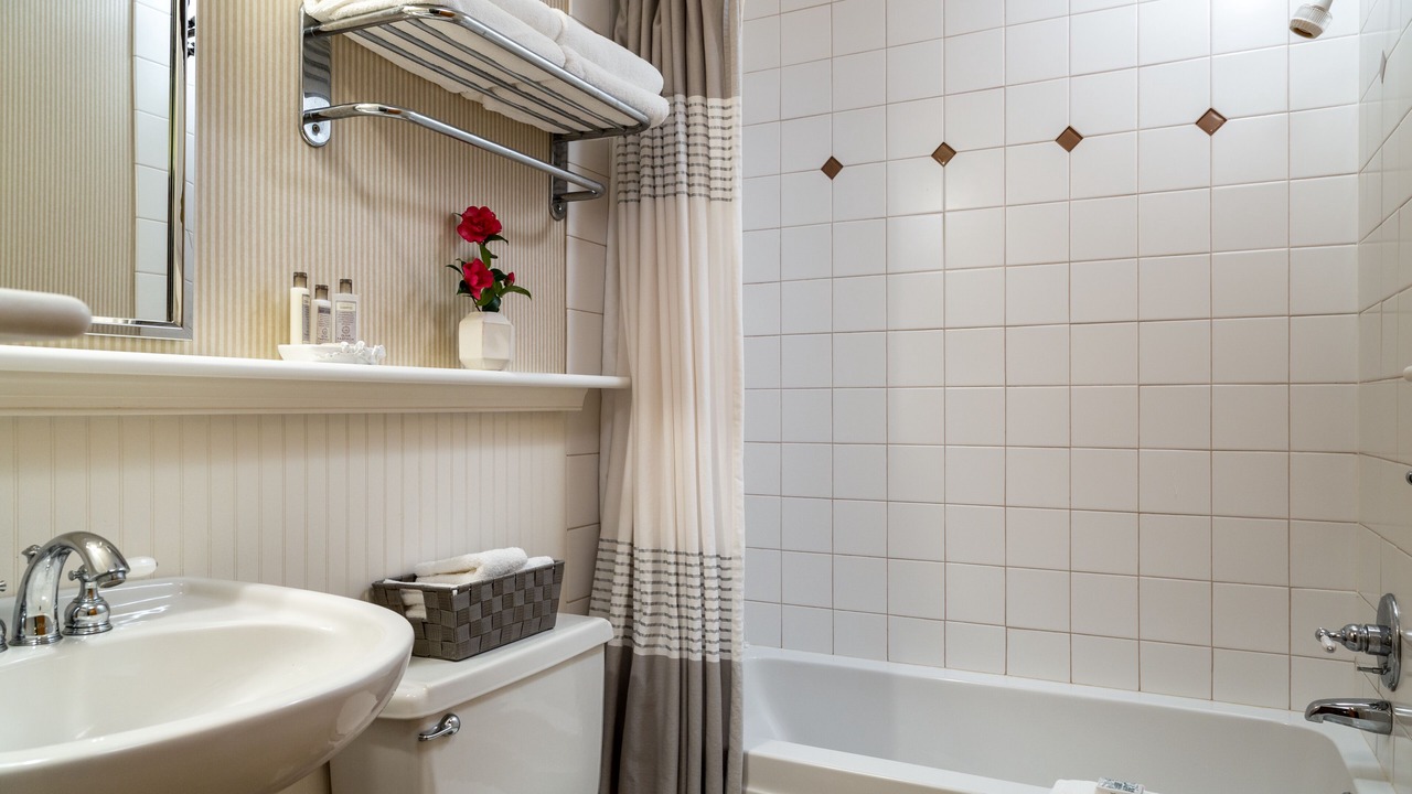Photo of Bathroom in Chincoteague