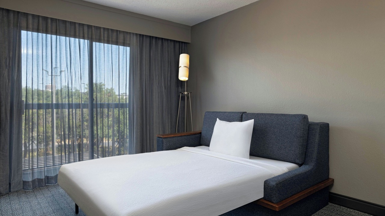 Photo of Bedroom in Gateway