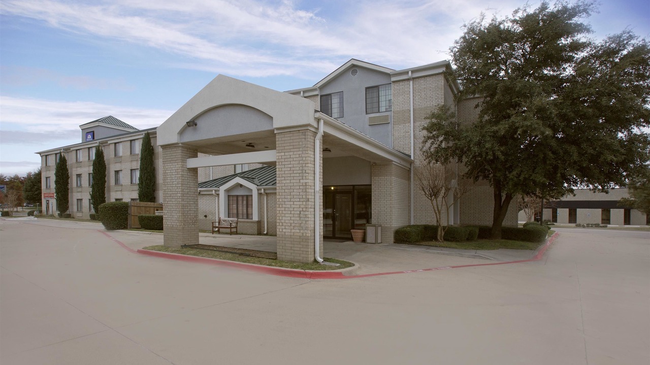 Photo of Buildings in Addison