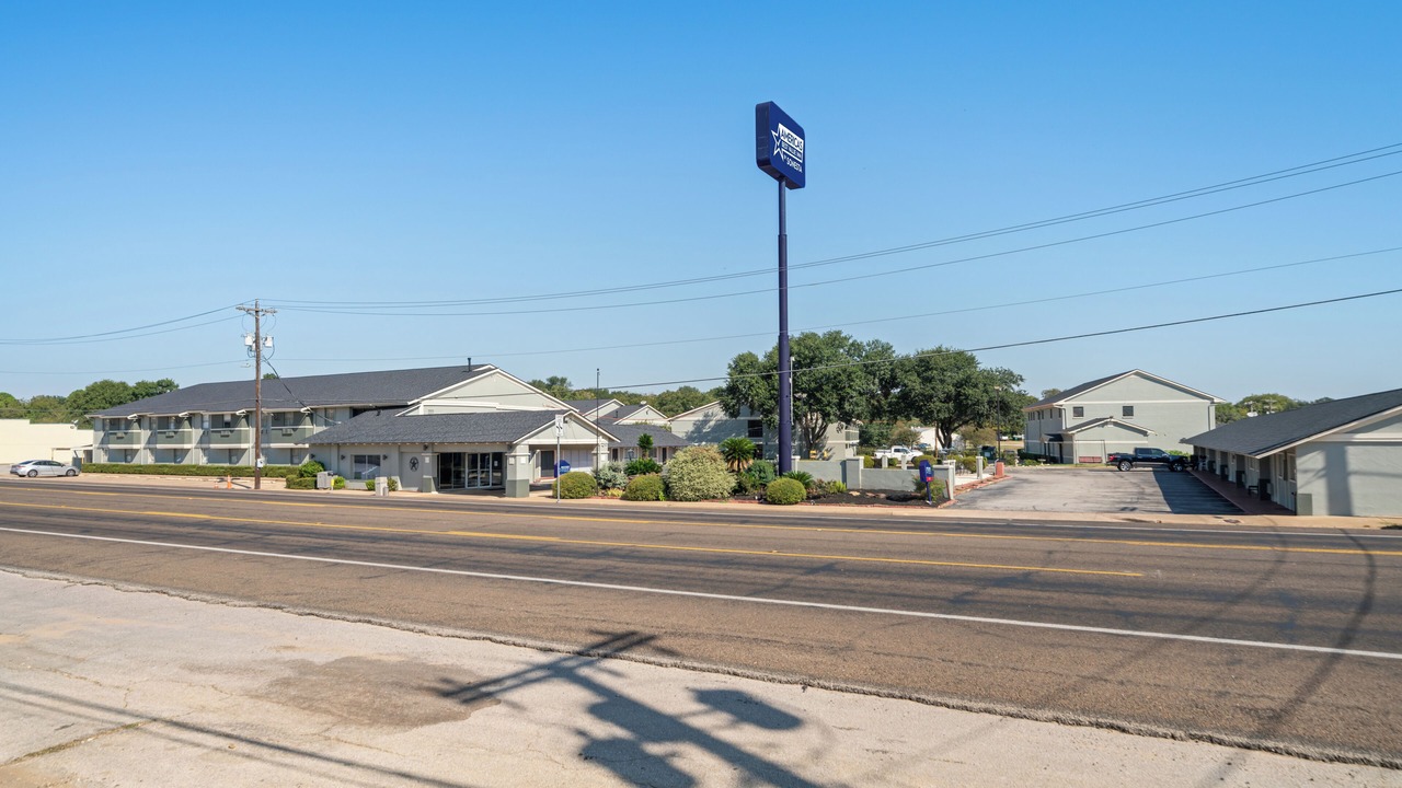Photo of Outdoor in Brenham