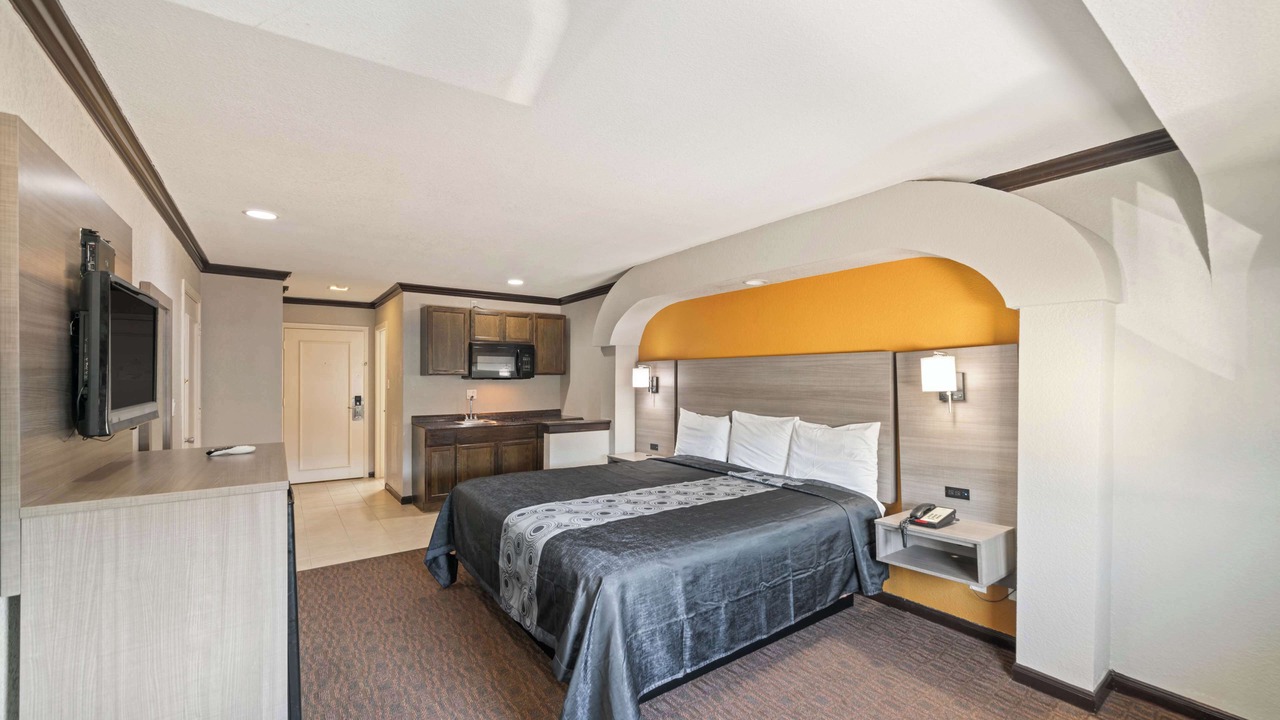 Photo of Bedroom in Brenham