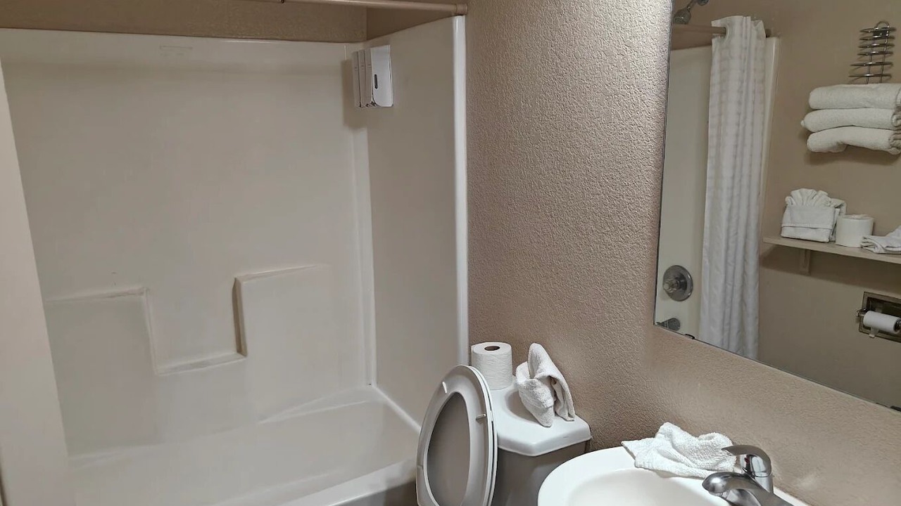 Photo of Bathroom in Bonanza