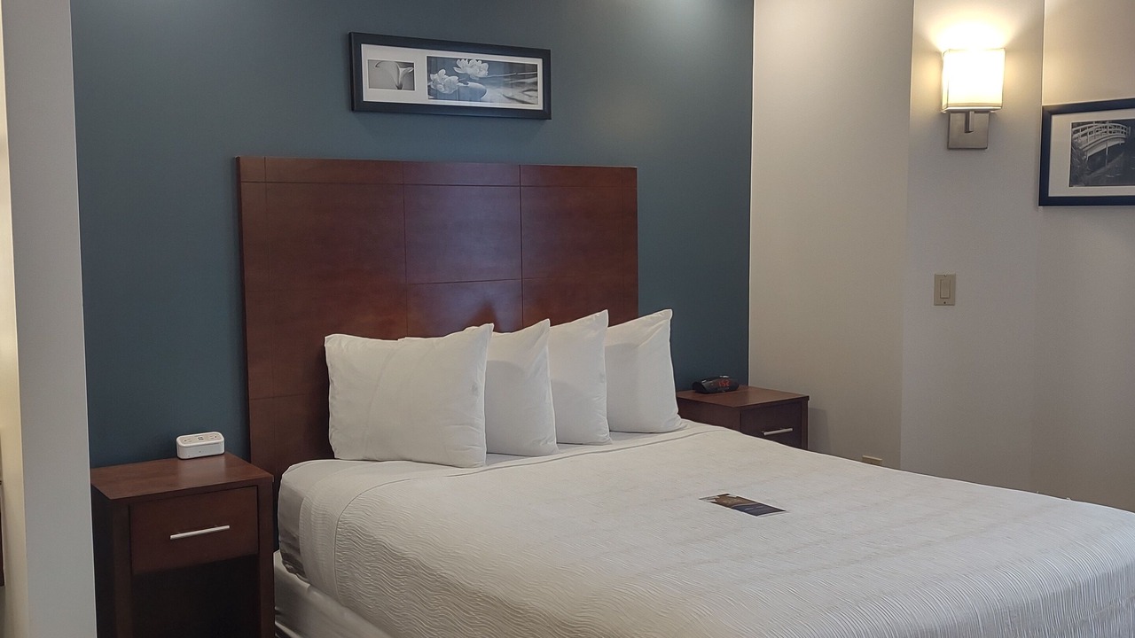 Photo of Bedroom in Flat Rock