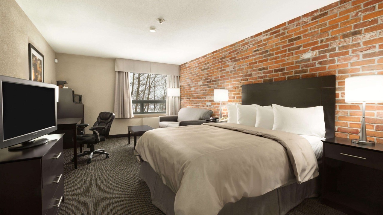 Photo of Bedroom in Timmins