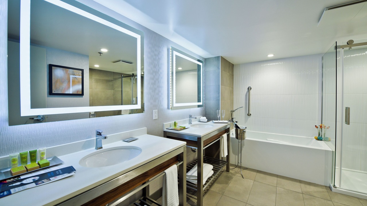 Photo of Bedroom in Laval