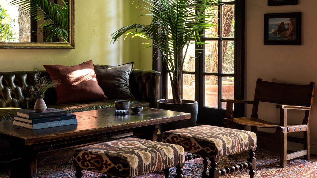 Photo of Others in Golden Rectangle